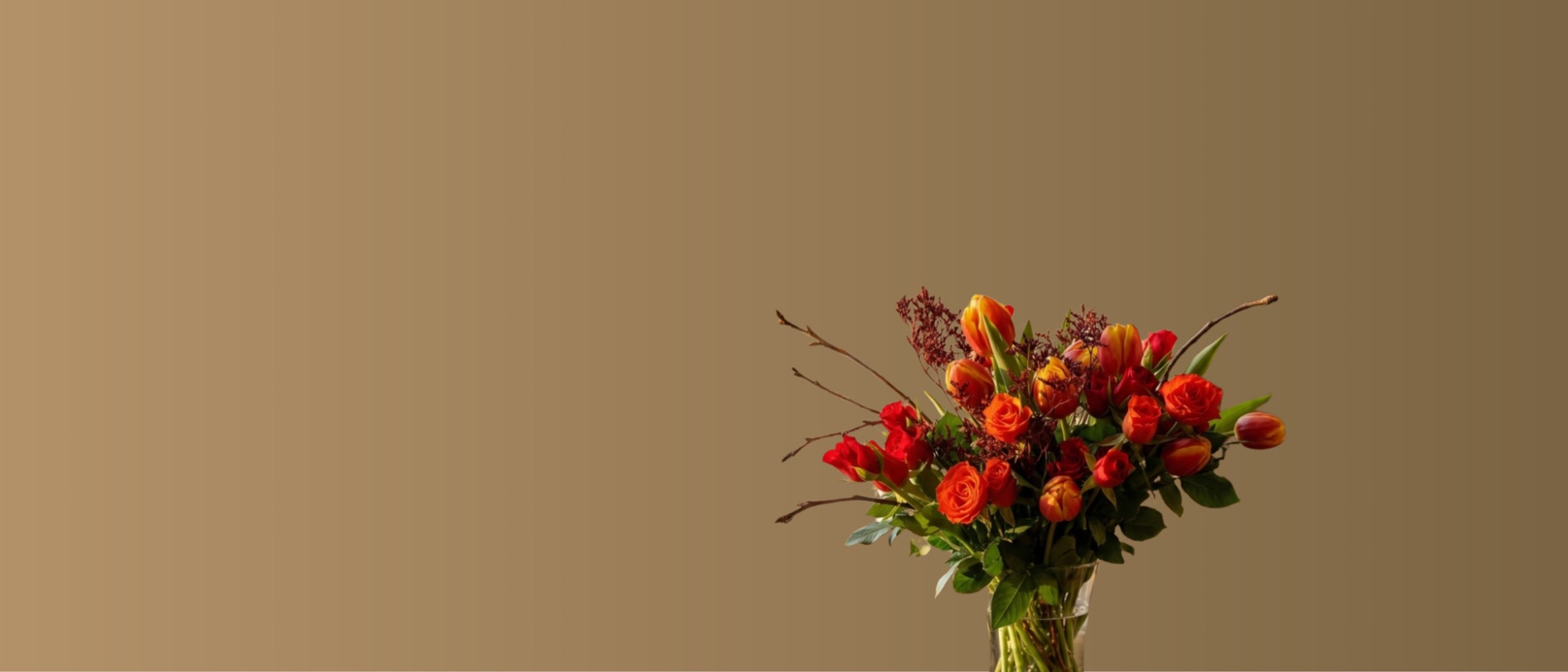 Bouquet rouge avec branches